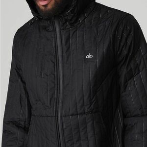 ALO Yoga Men's Black Puffer Jacket